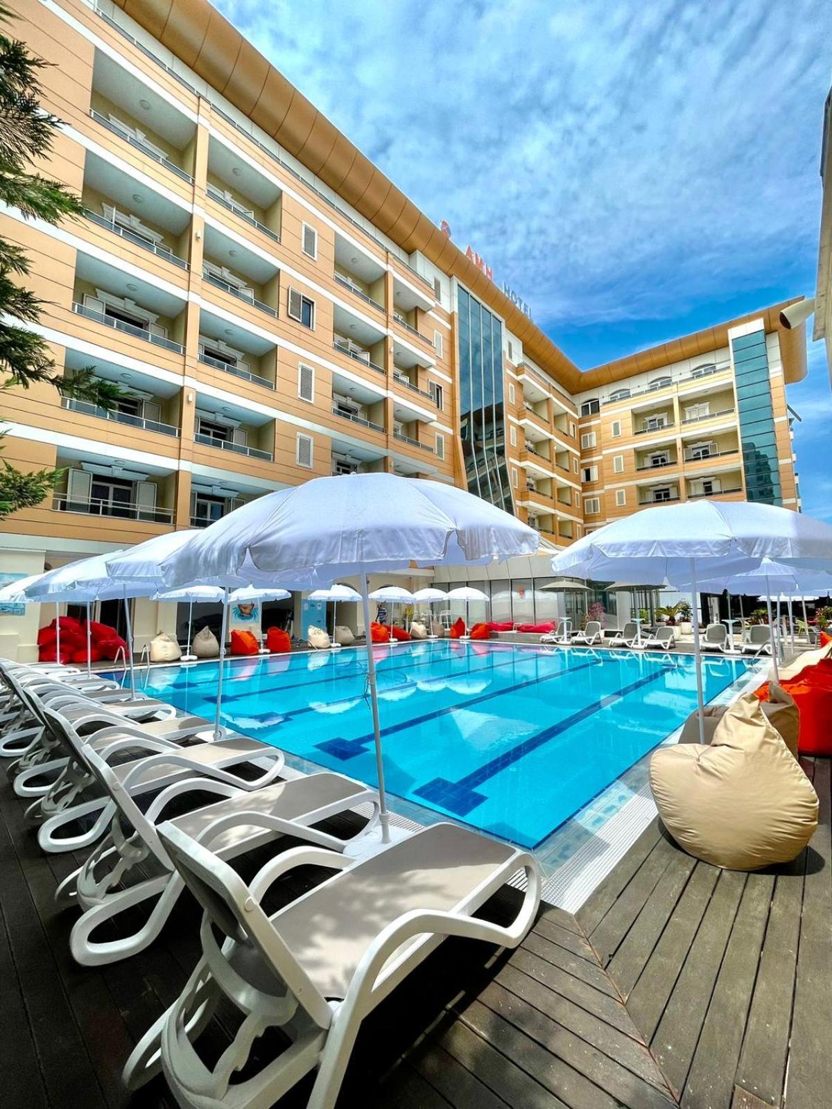 Amh Hotel Durrës Kültér fotó