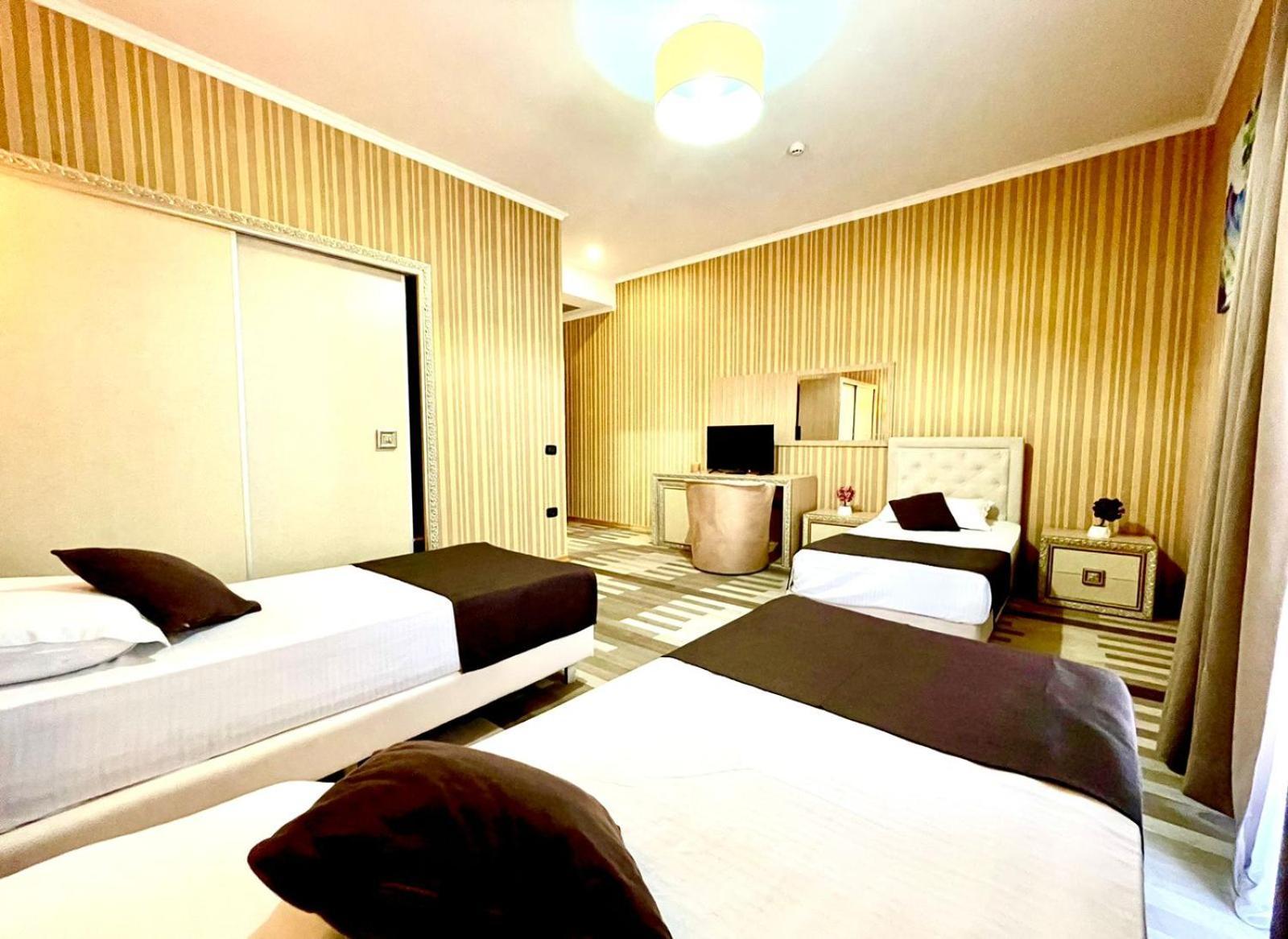 Amh Hotel Durrës Kültér fotó