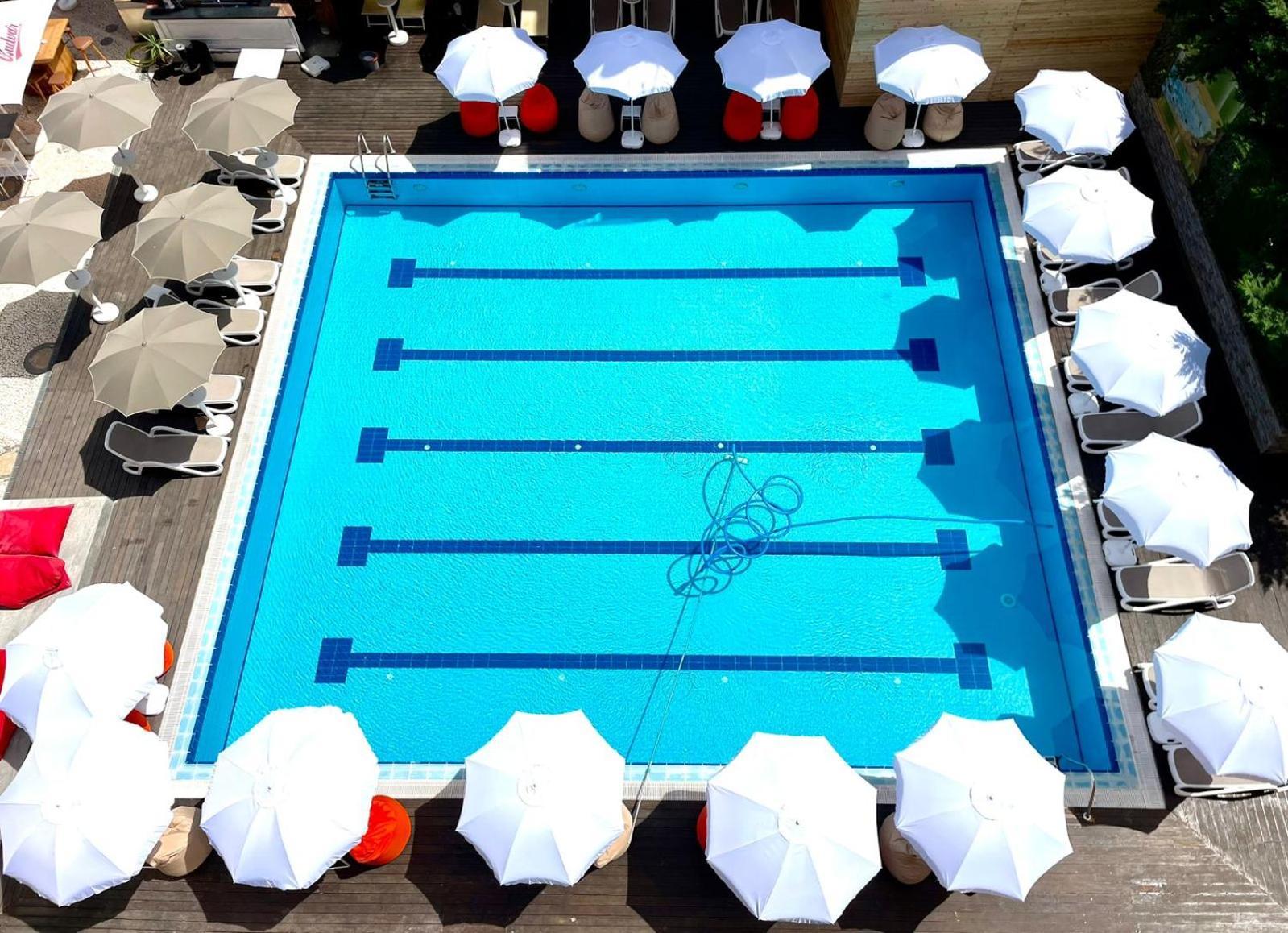 Amh Hotel Durrës Kültér fotó