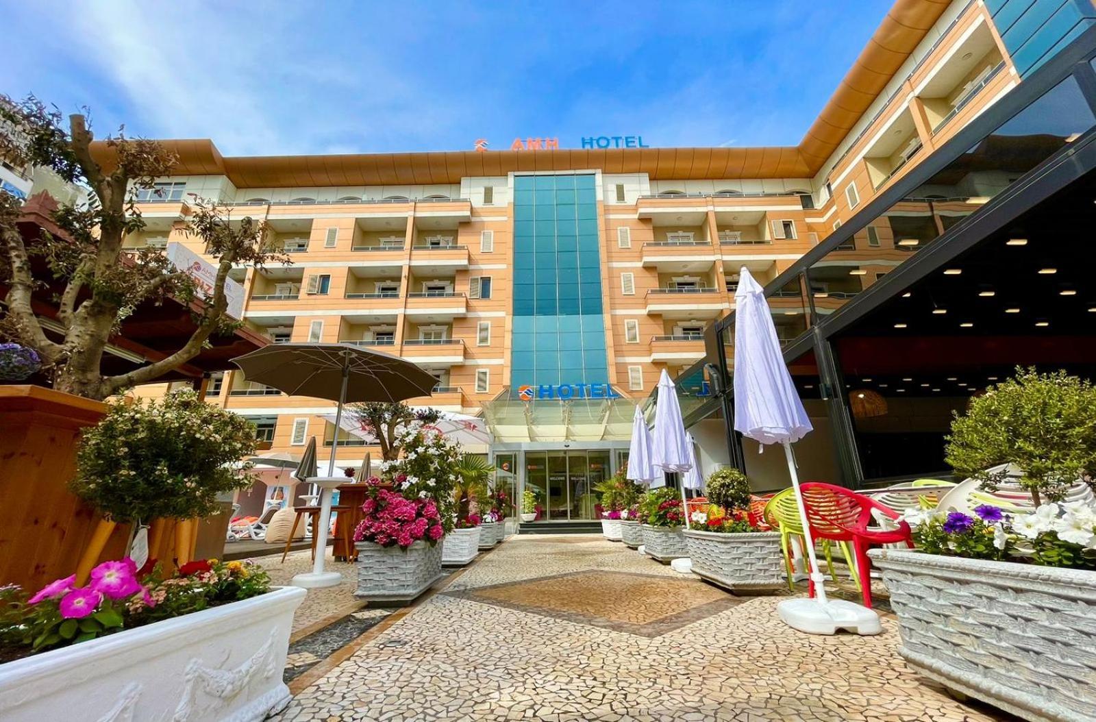 Amh Hotel Durrës Kültér fotó